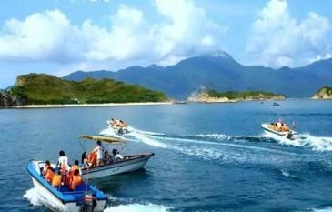 海底捞、优衣库正悄然布局，商业地产的“后浪”在哪里？