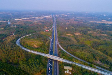 南阳市规划新建6条高速公路，两条已开工