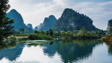 把奥莱开进景区，融创在桂林造了一个商业新物种