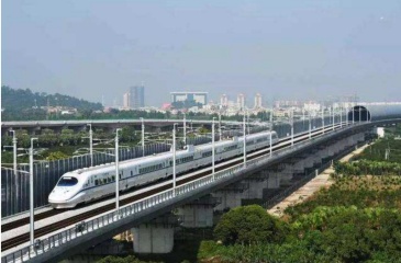 5月1日，4对动车组列车首次开进怀仁东站
