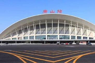 铁路唐山站开始自助“刷脸”进站啦！