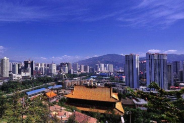 青海新建改造上千座旅游厕所