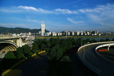 石长铁路动车组9月21日起试运行