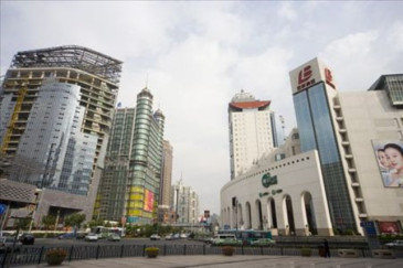 福州大东街口商圈王者归来 客流量销售额双增长