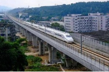 江湛铁路今天正式运营