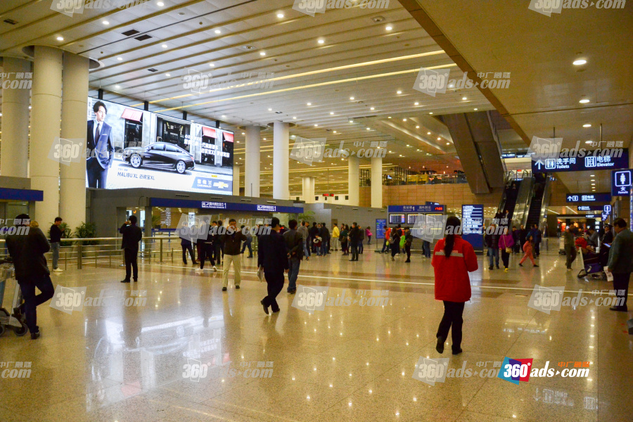 上海浦東國際機場t1航站樓到達層國內到達出站口上方 - 戶外廣告媒體 